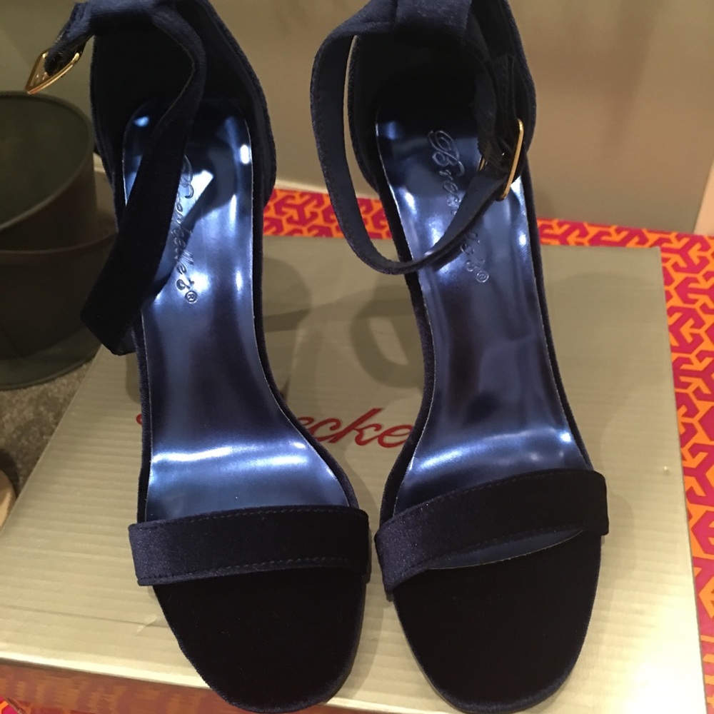 BRAND NEW BLUE VELVET STRAP HEELS